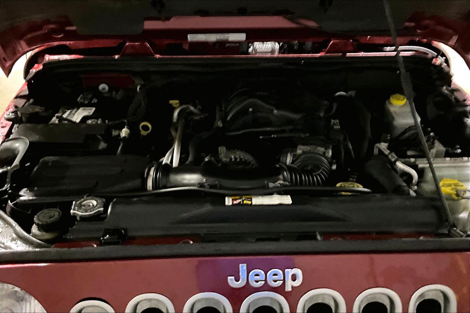 Thumbnail: 2013 Jeep Wrangler - 9