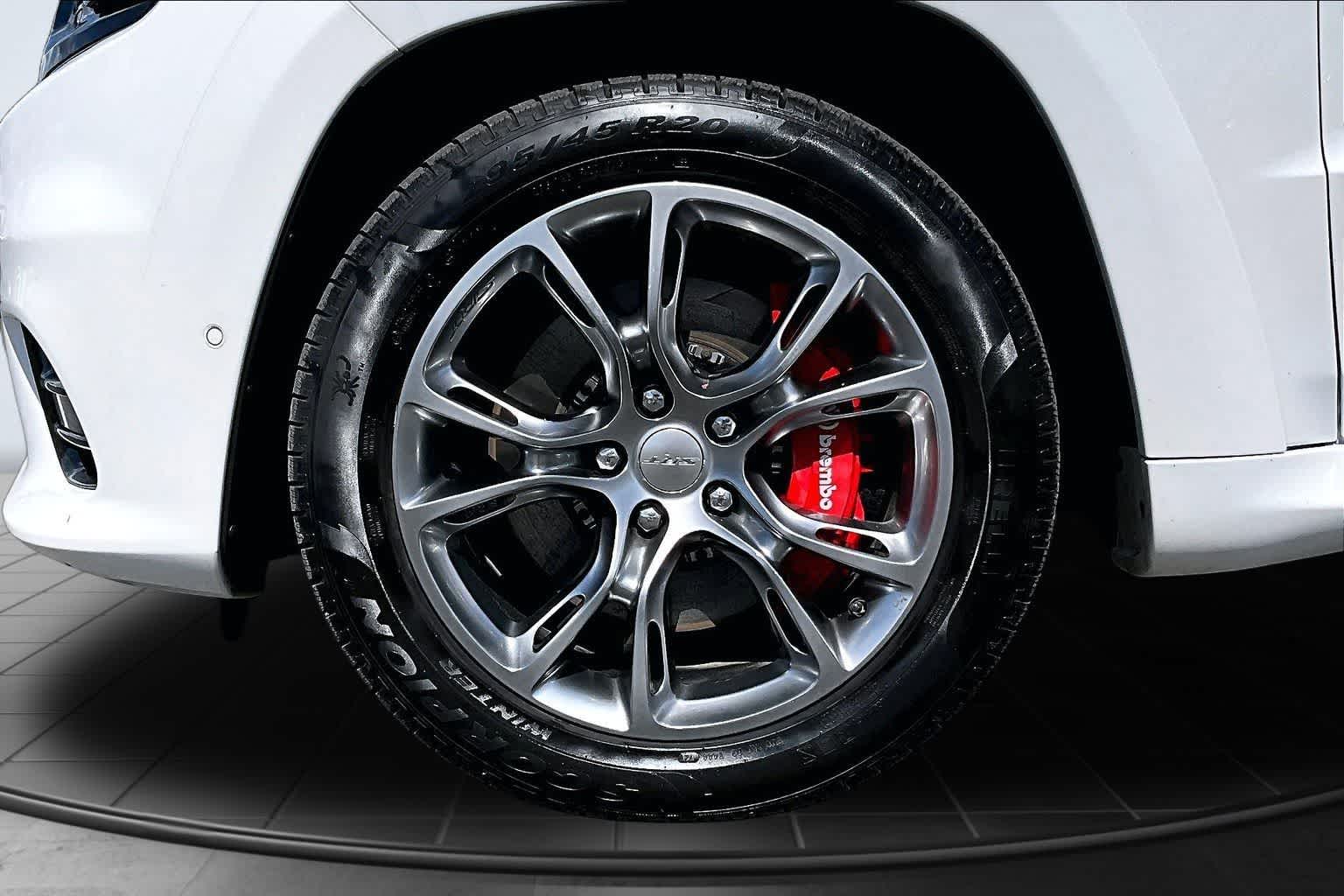 Thumbnail: 2019 Jeep Grand Cherokee - 8
