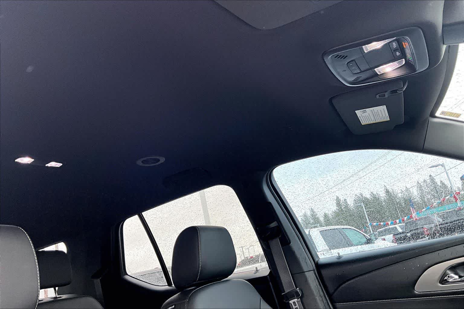 Thumbnail: 2023 Chevrolet Traverse - 30