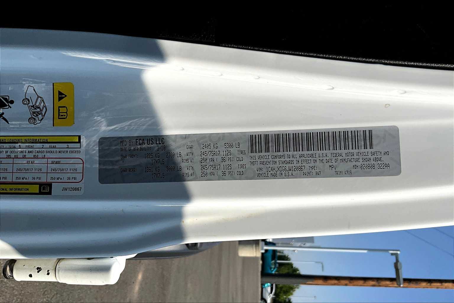 Thumbnail: 2018 Jeep Wrangler - 21