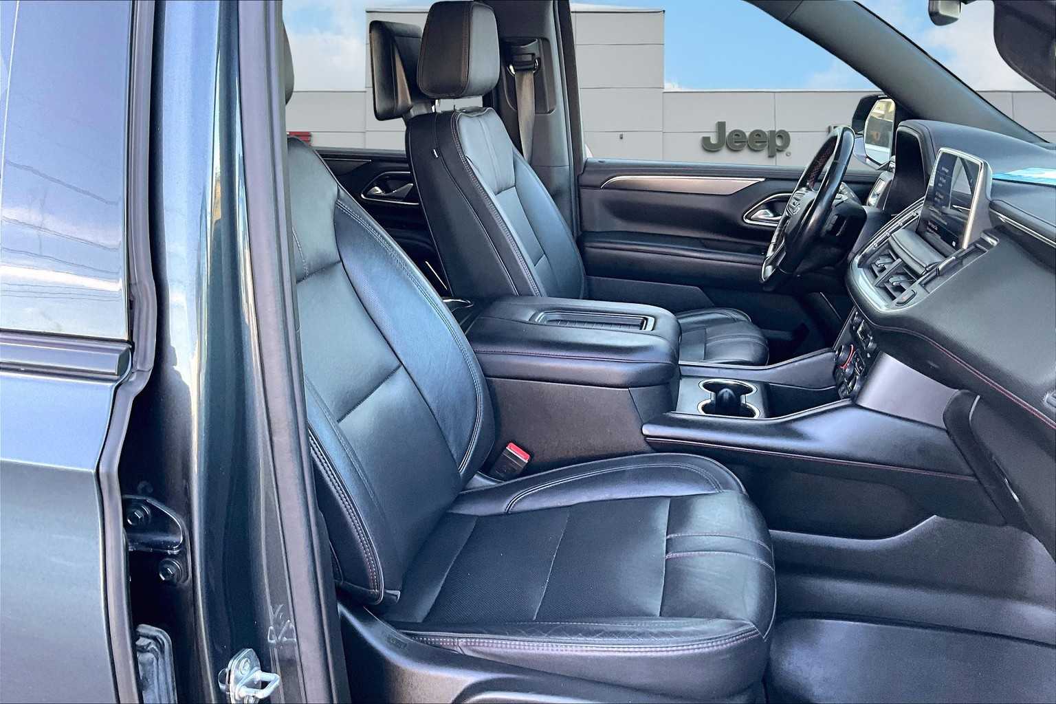 Thumbnail: 2021 Chevrolet Suburban - 14