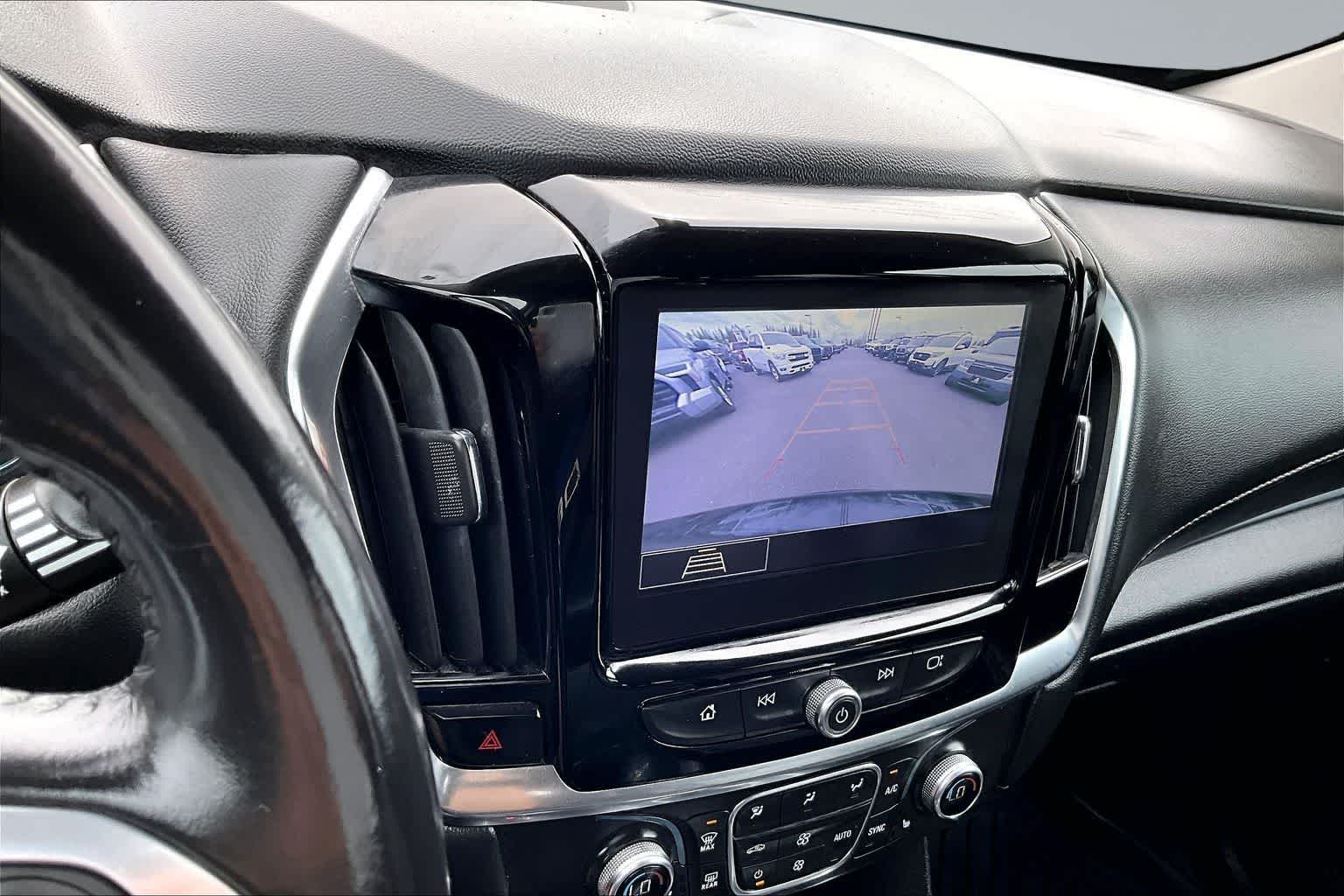 Thumbnail: 2021 Chevrolet Traverse - 27