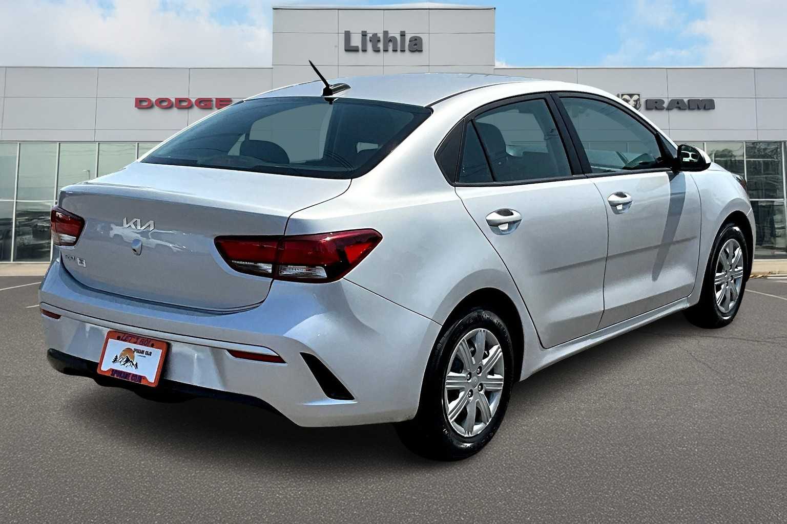 Thumbnail: 2022 Kia Rio - 20