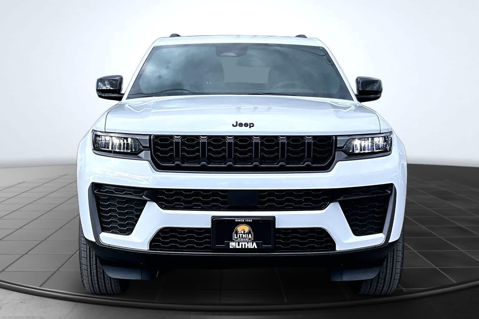 Thumbnail: 2026 Jeep Grand Cherokee L - 6