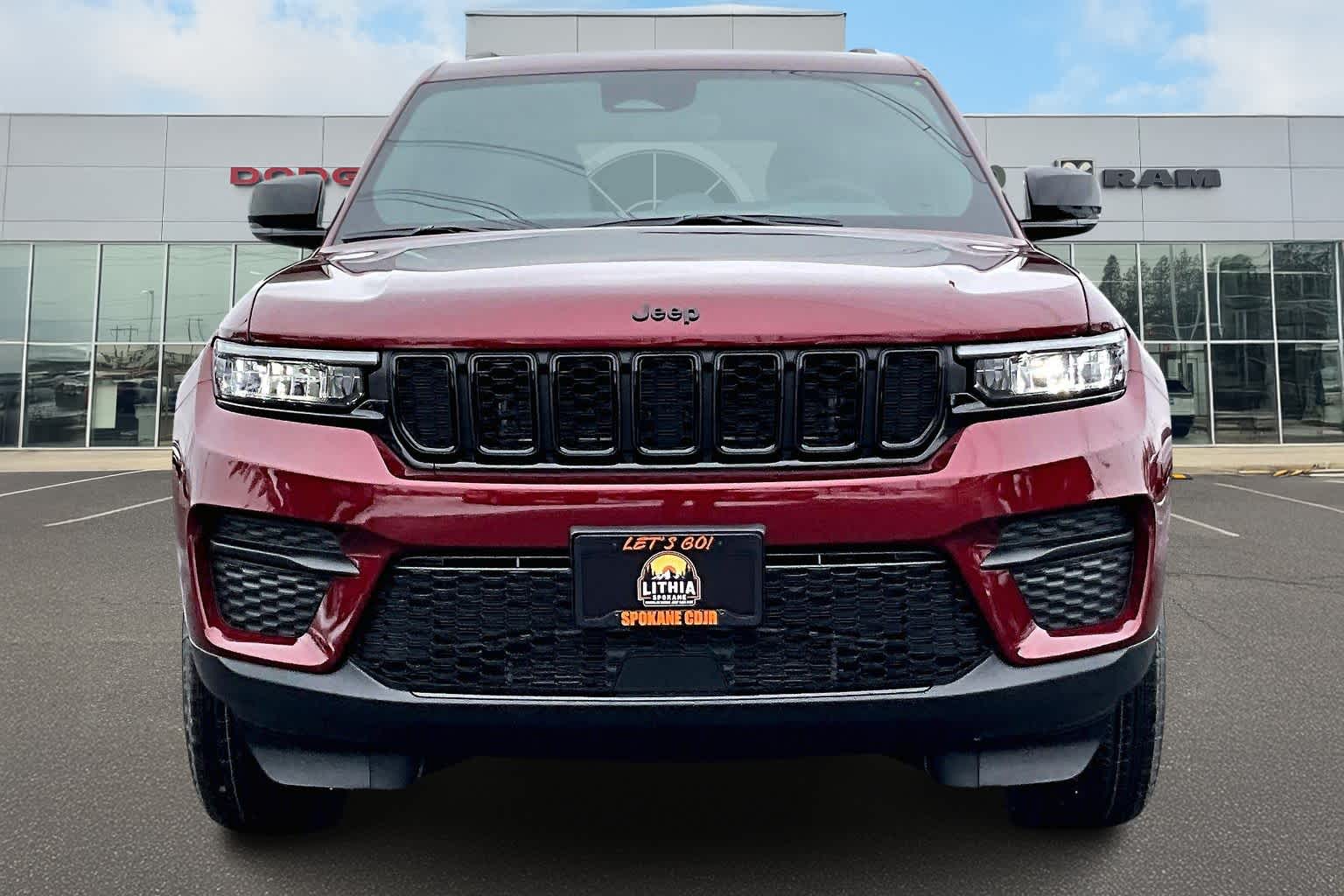 Thumbnail: 2025 Jeep Grand Cherokee - 6