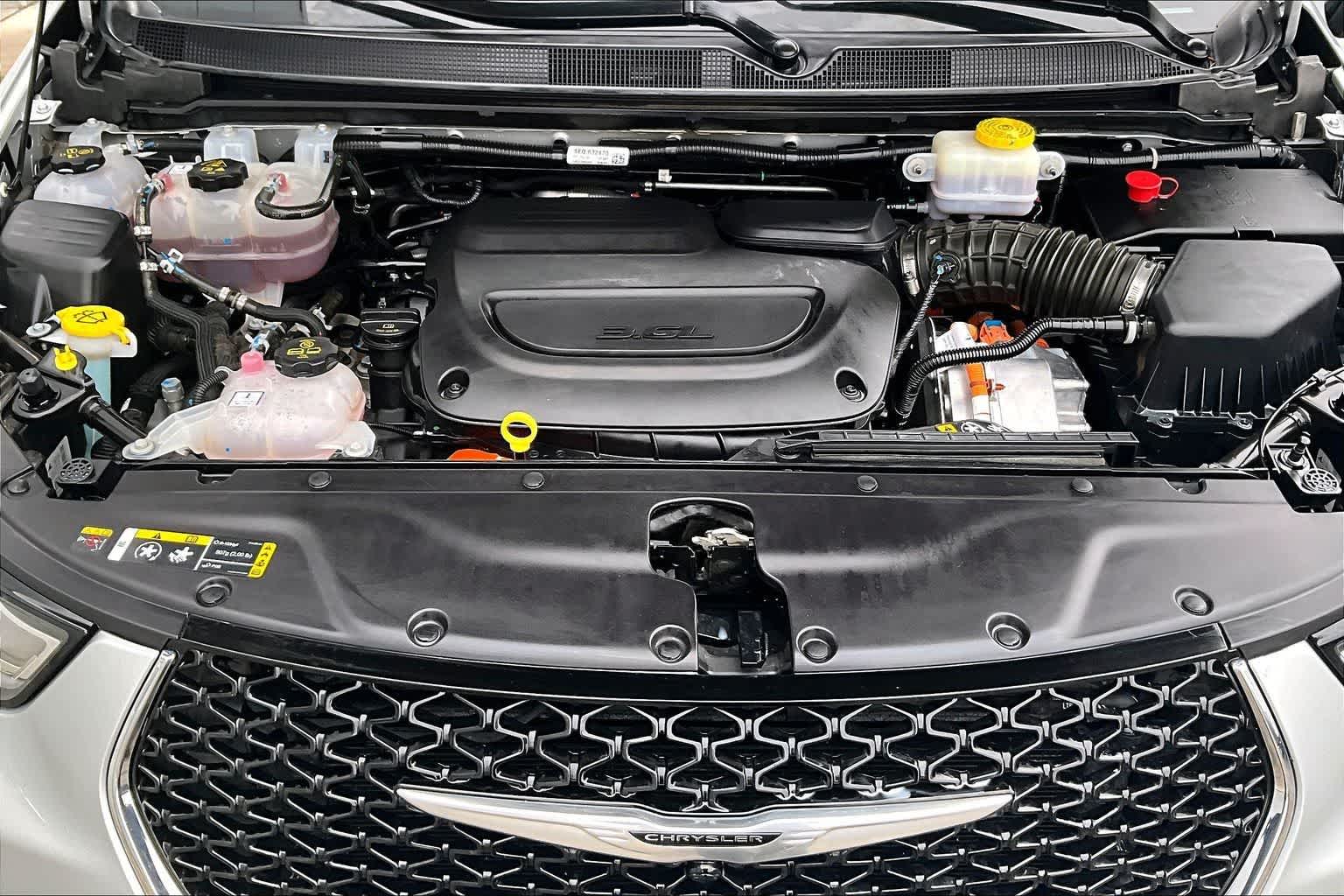 Thumbnail: 2024 Chrysler Pacifica - 9