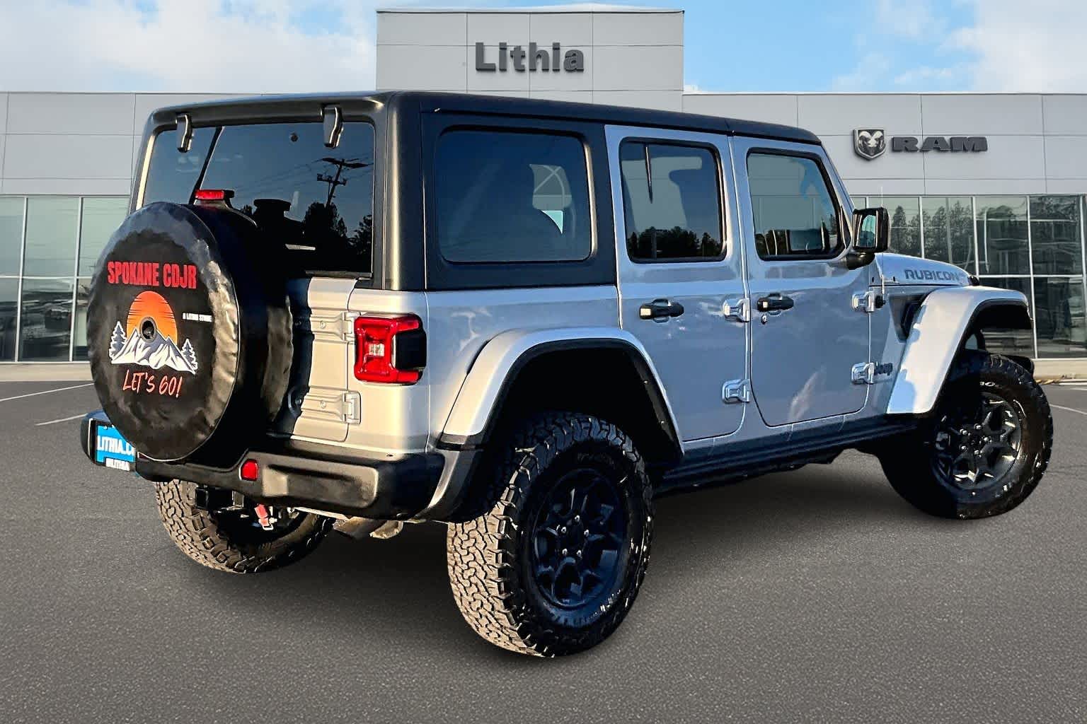 Thumbnail: 2023 Jeep Wrangler - 23