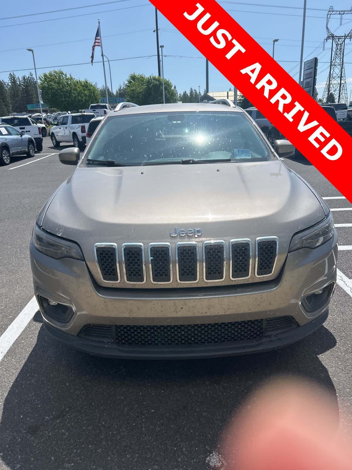 Thumbnail: 2019 Jeep Cherokee - 2