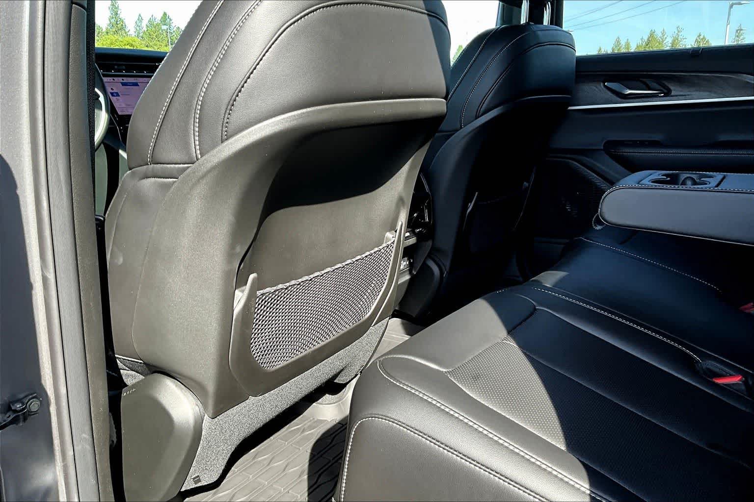 Thumbnail: 2025 Jeep Grand Cherokee - 12