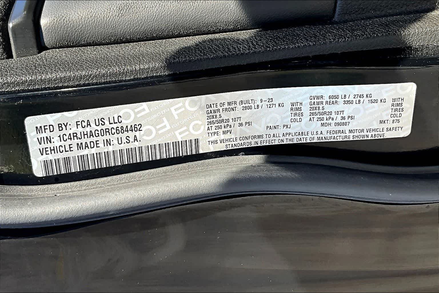 Thumbnail: 2024 Jeep Grand Cherokee - 21