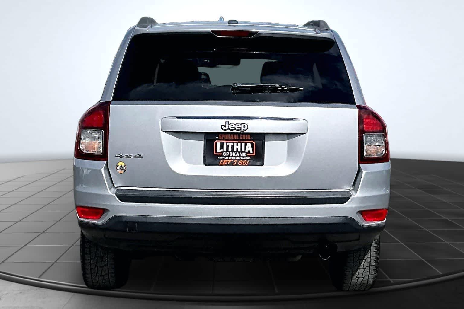 Thumbnail: 2017 Jeep Compass - 4