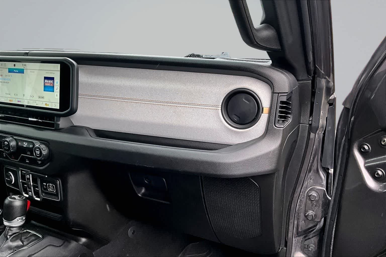 Thumbnail: 2024 Jeep Wrangler - 24