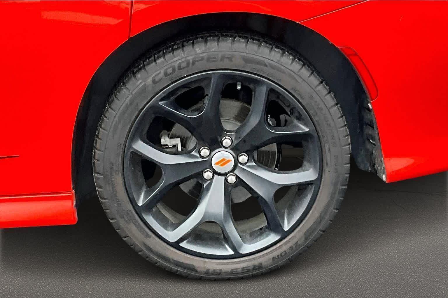 Thumbnail: 2019 Dodge Charger - 39