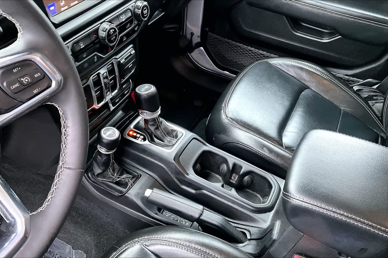 Thumbnail: 2023 Jeep Wrangler - 17