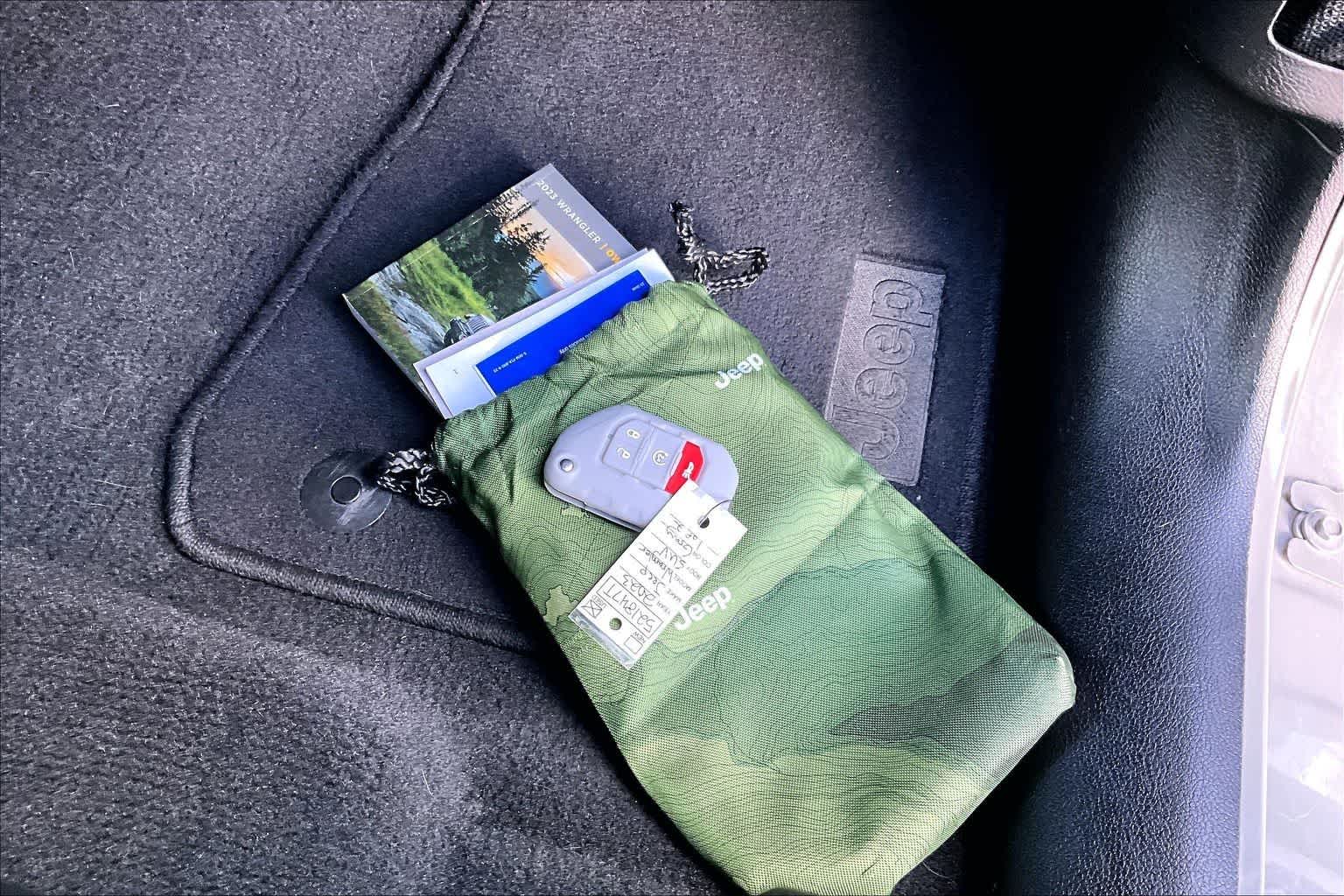 Thumbnail: 2023 Jeep Wrangler - 20