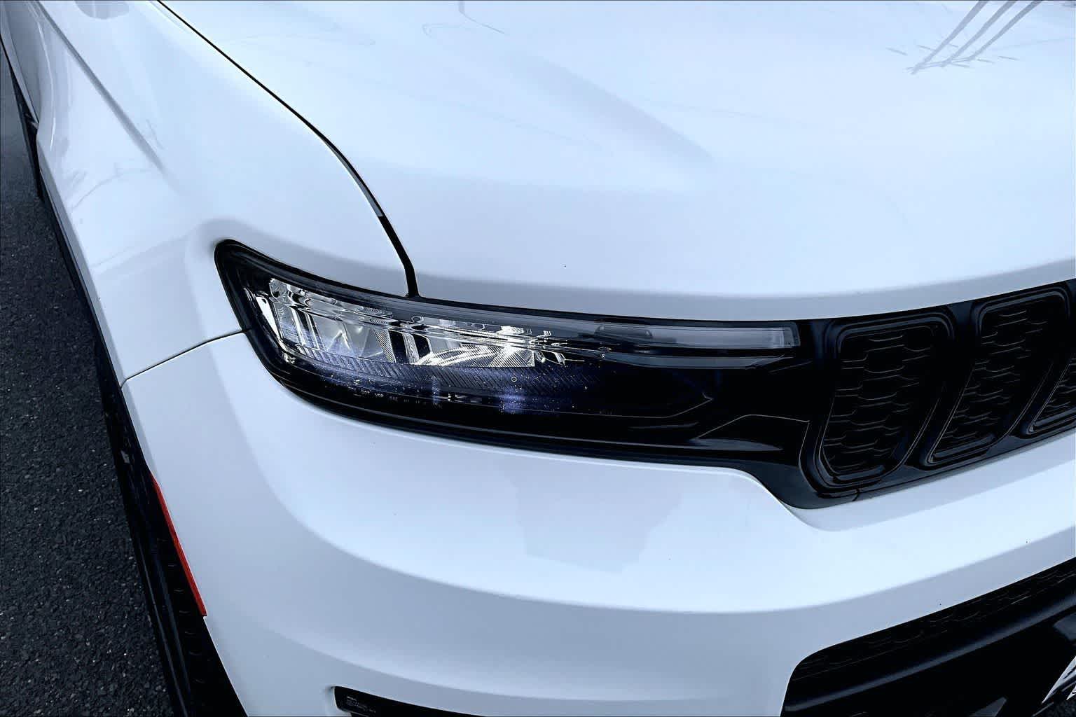 Thumbnail: 2023 Jeep Grand Cherokee L - 30