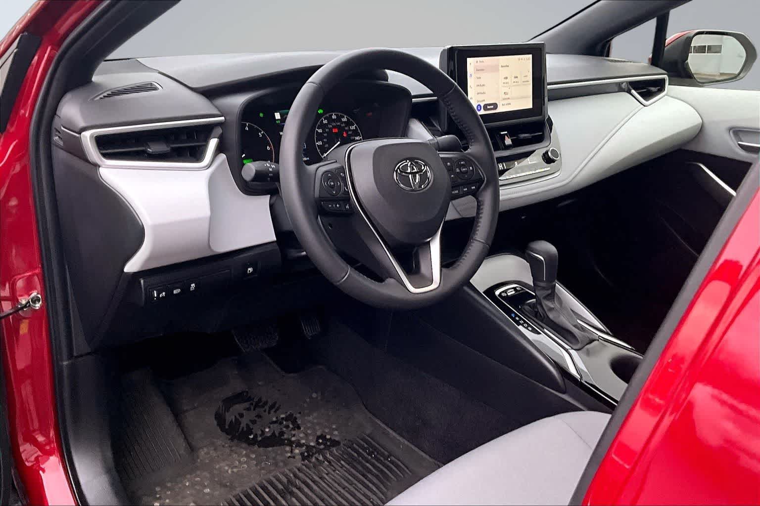 Thumbnail: 2025 Toyota Corolla - 2