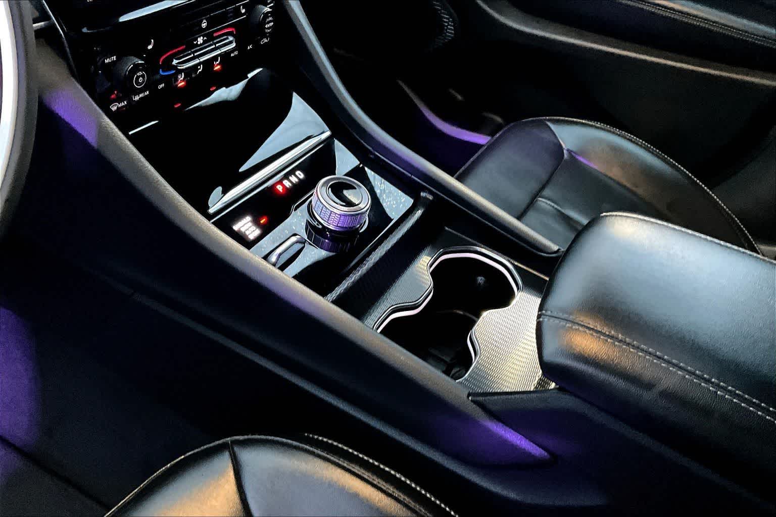 Thumbnail: 2024 Jeep Grand Cherokee - 17