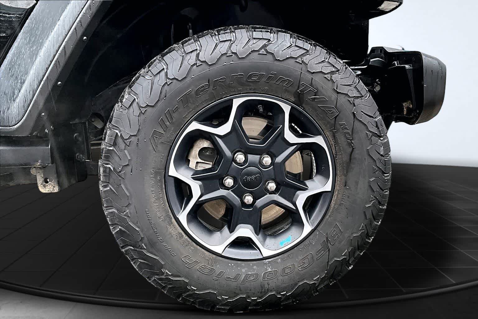 Thumbnail: 2023 Jeep Wrangler - 34