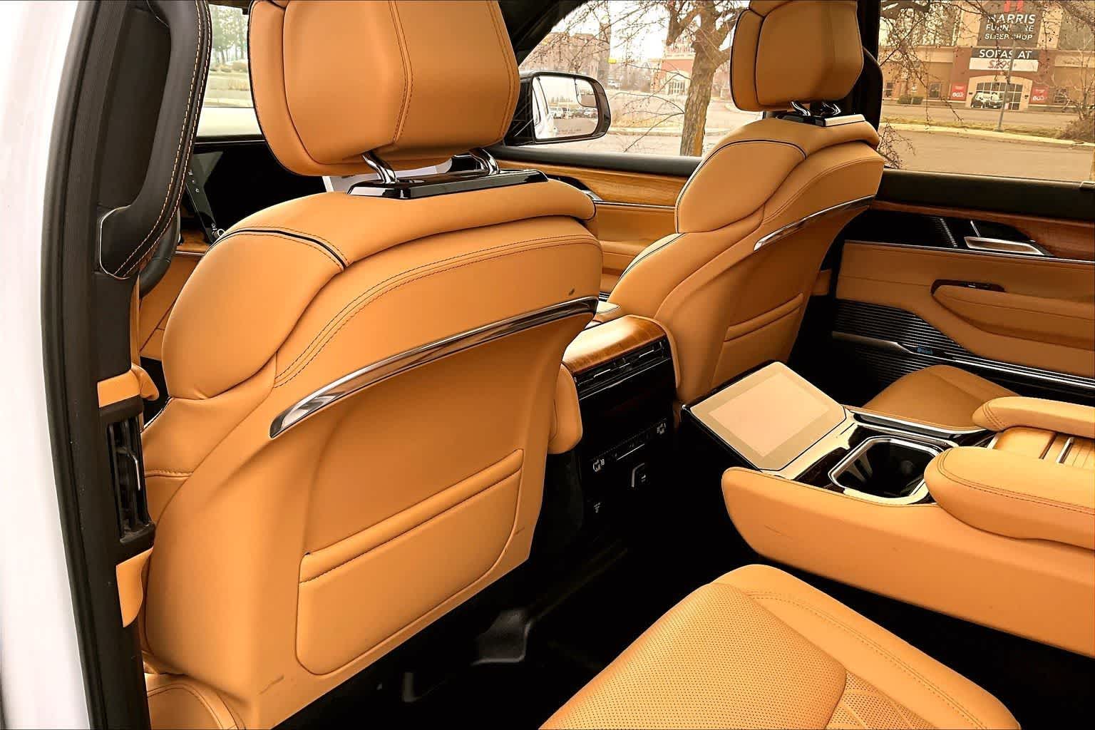 Thumbnail: 2023 Jeep Grand Wagoneer - 12