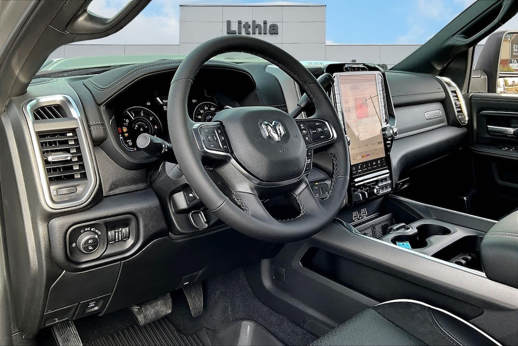 New 2026 Ram 2500 LARAMIE CREW CAB 4X4 6'4 BOX Pickup