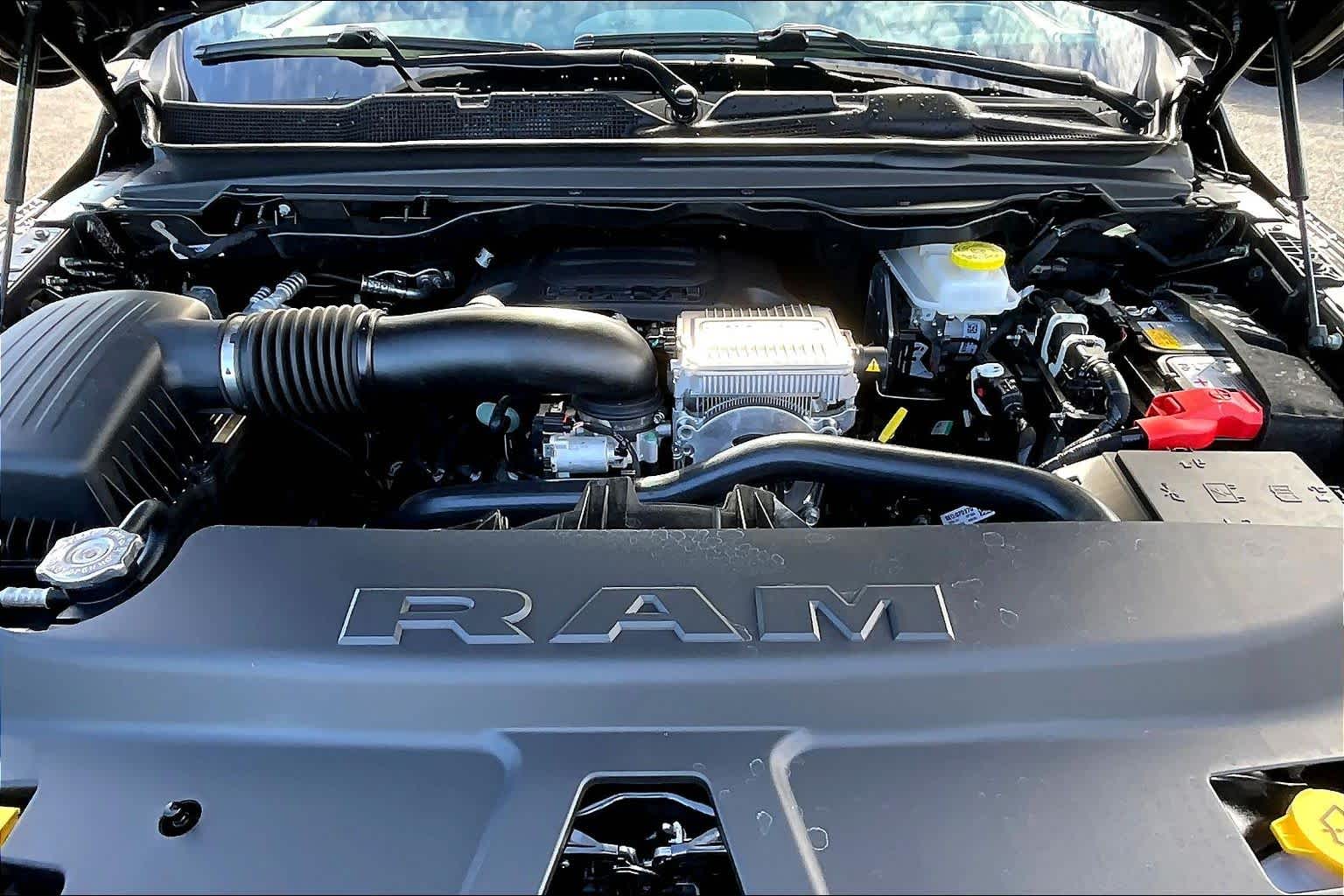 Thumbnail: 2026 RAM 1500 - 9