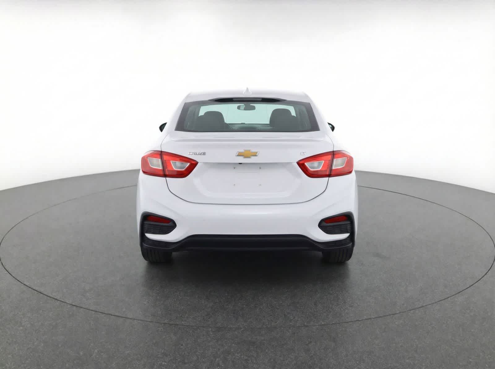 Thumbnail: 2017 Chevrolet Cruze - 7