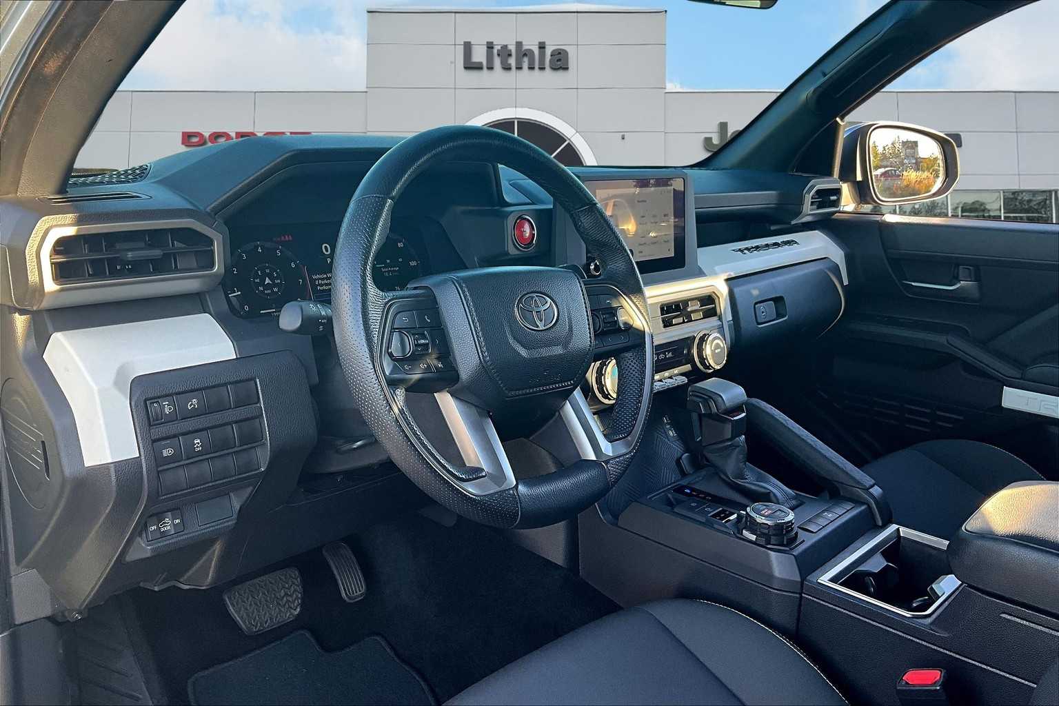 2024 Toyota Tacoma TRD photo 2
