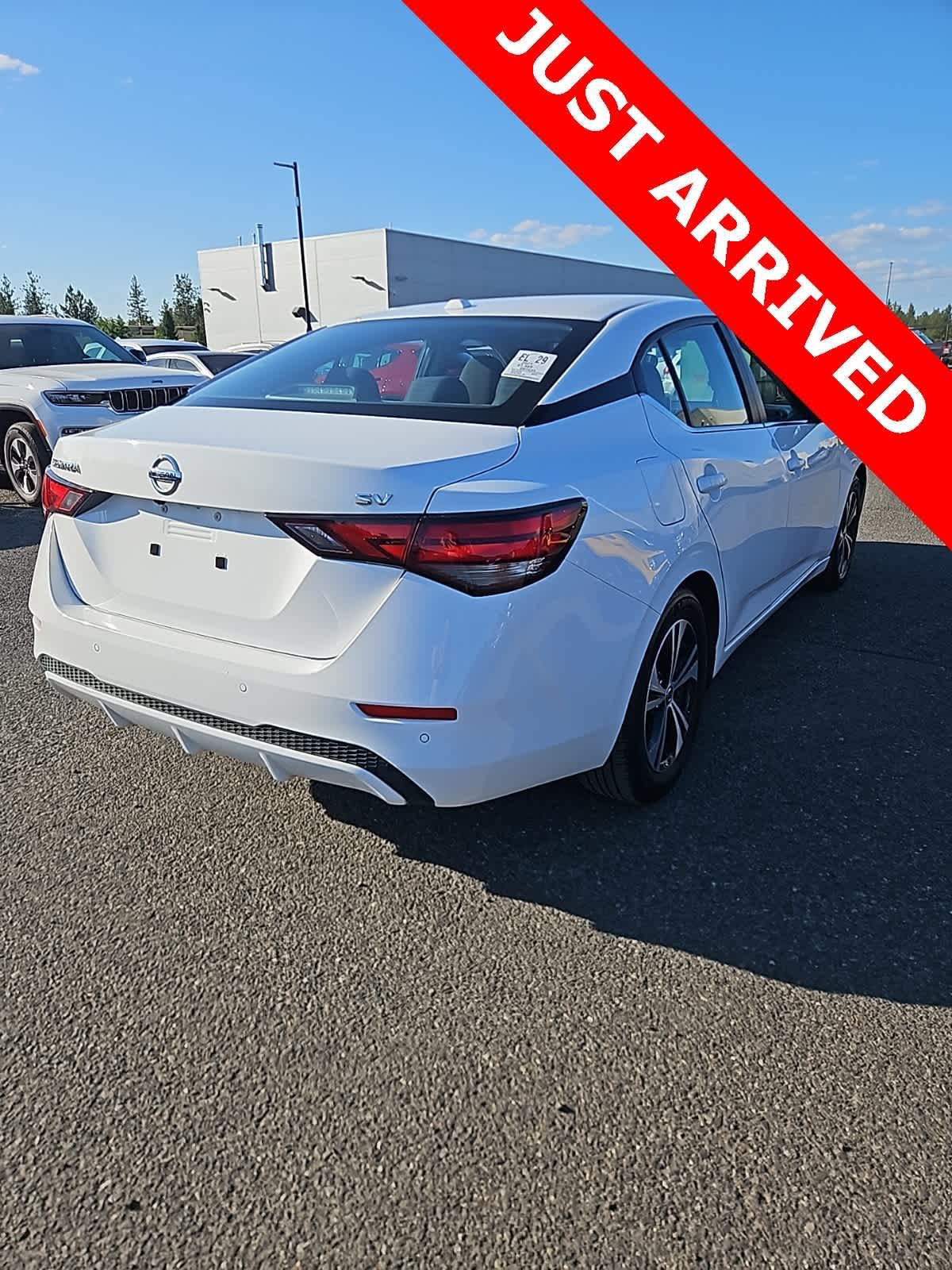 Thumbnail: 2021 Nissan Sentra - 4