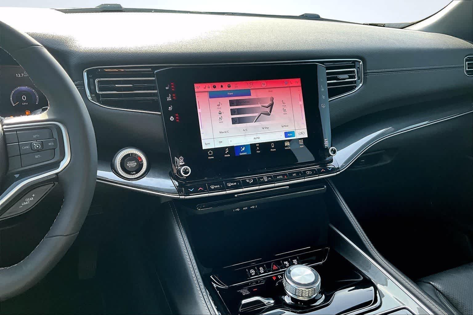 Thumbnail: 2022 Jeep Wagoneer - 15