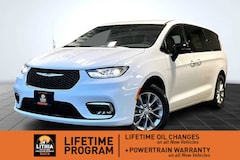 2026 Chrysler Pacifica Select Passenger Van