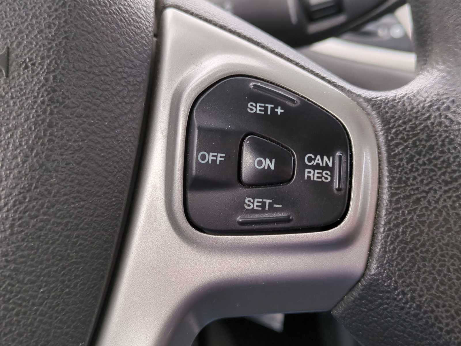 2012 Ford Fiesta SE 25