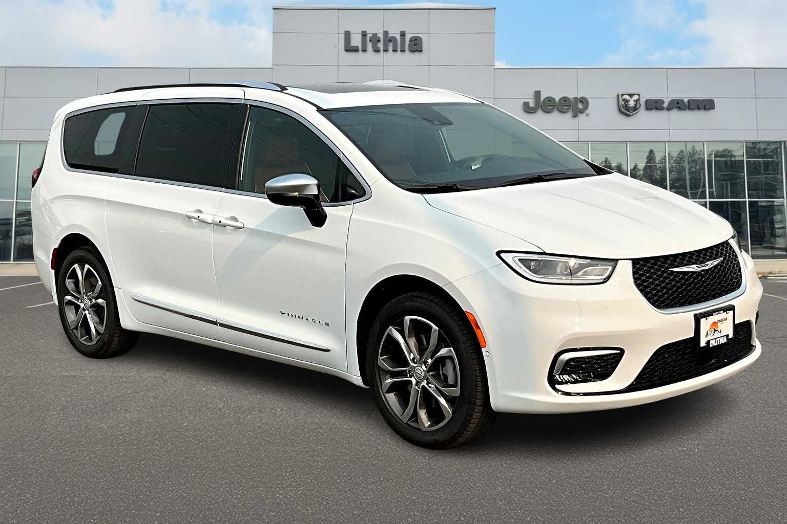 Thumbnail: 2026 Chrysler Pacifica - 22