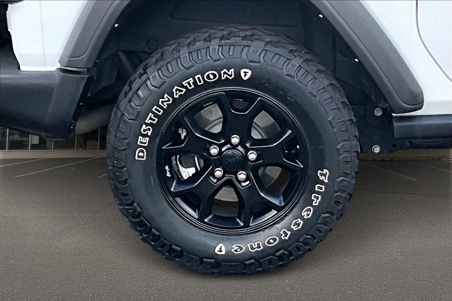 Thumbnail: 2022 Jeep Wrangler - 36