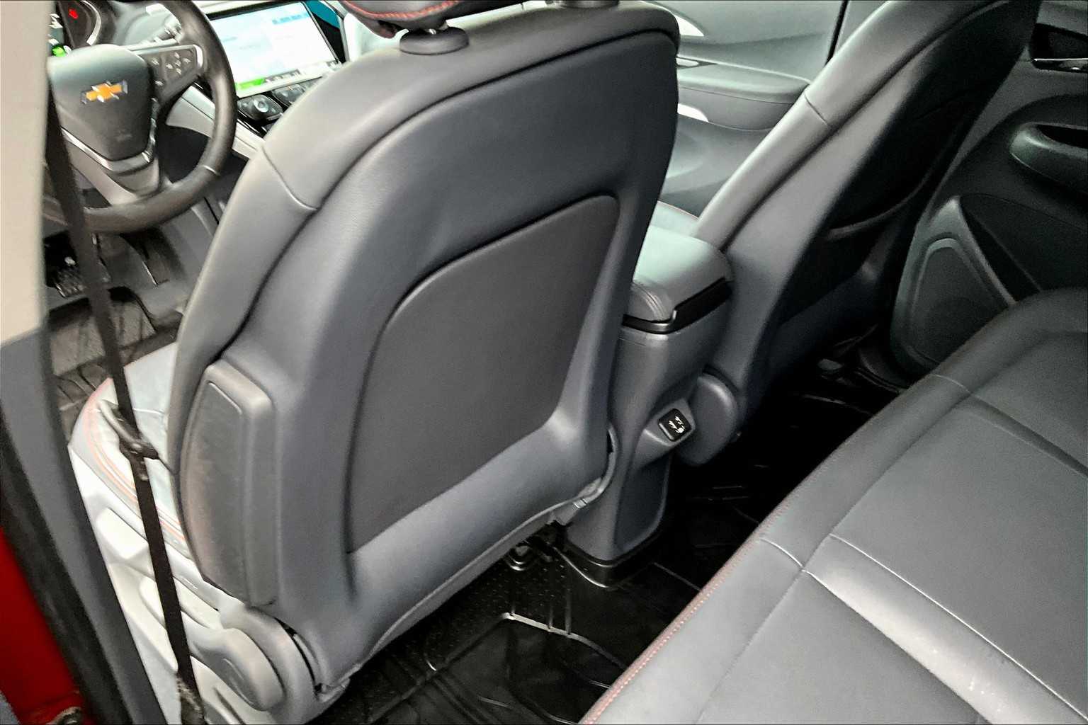 Thumbnail: 2020 Chevrolet Bolt EV - 12