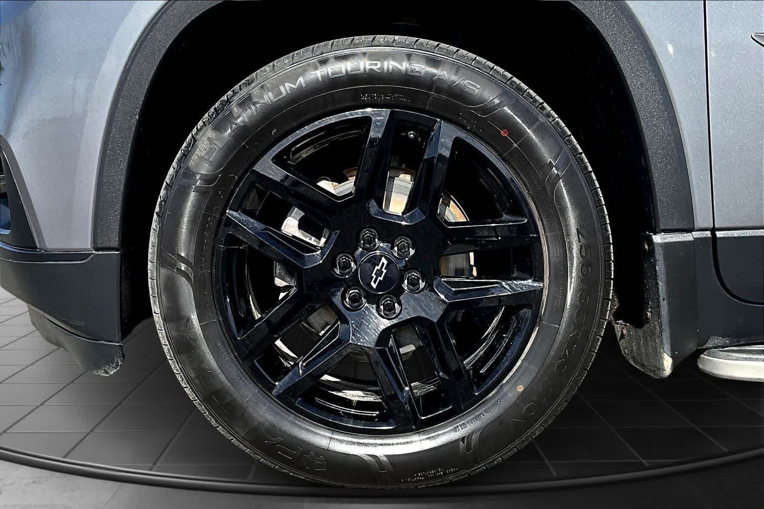 Thumbnail: 2020 Chevrolet Traverse - 8