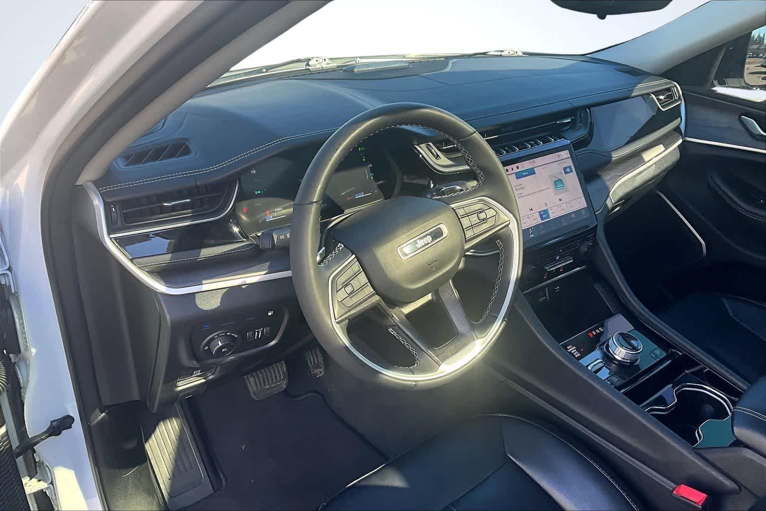 Thumbnail: 2022 Jeep Grand Cherokee - 2