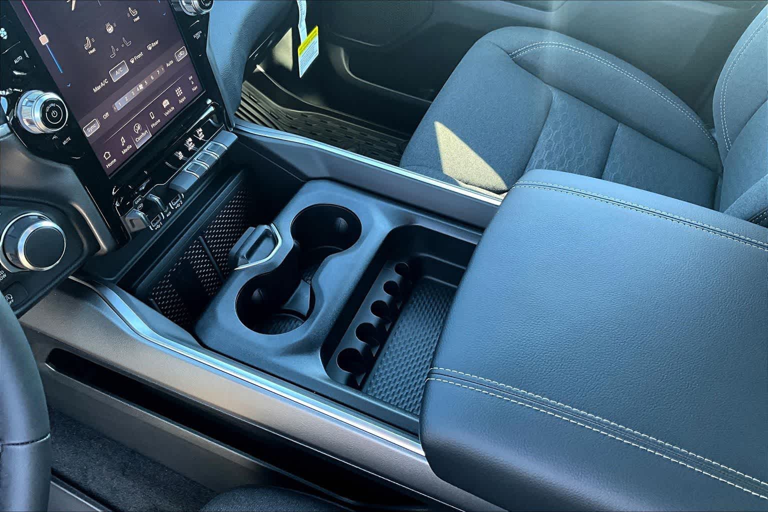 Thumbnail: 2026 RAM 1500 - 17