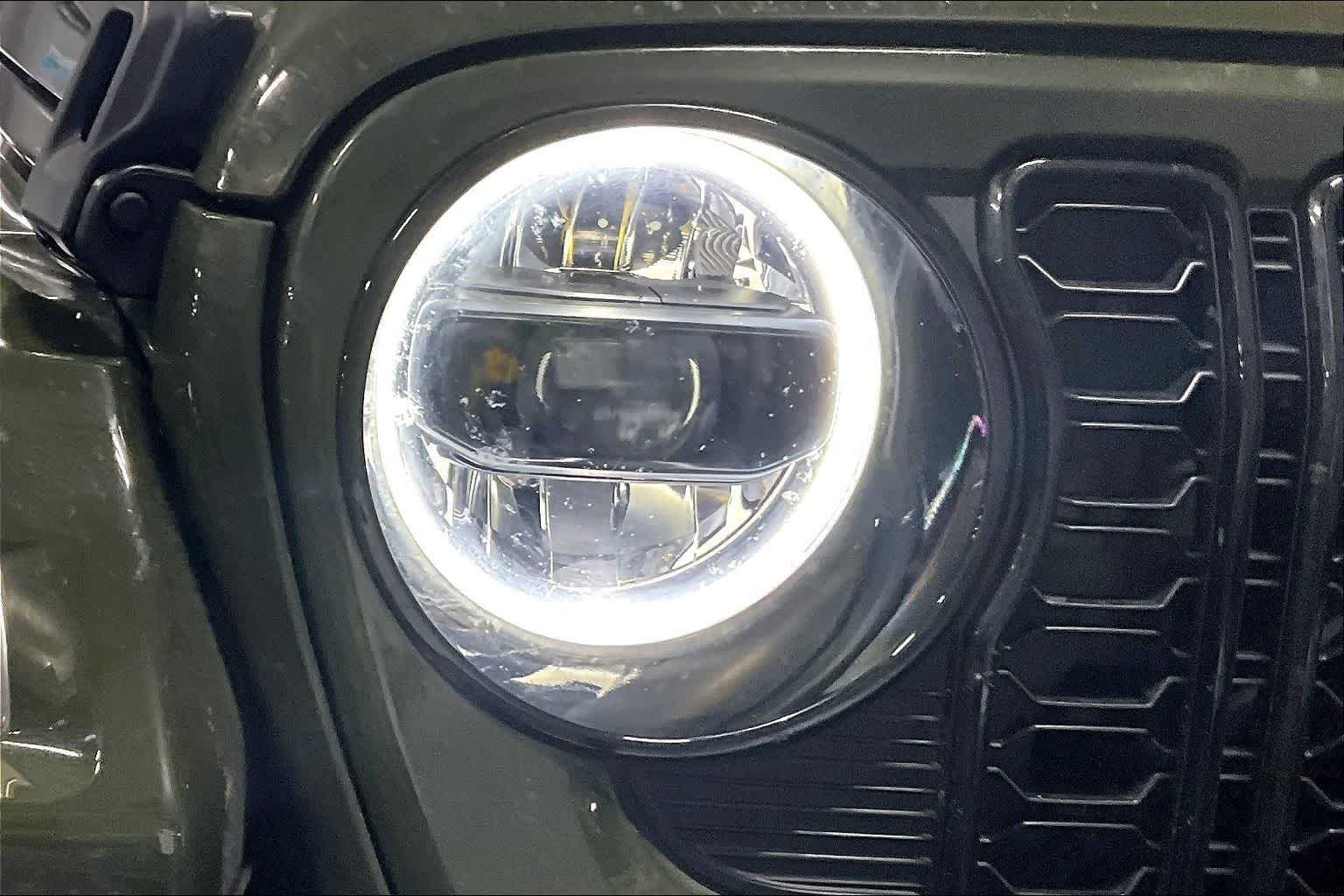 Thumbnail: 2024 Jeep Wrangler - 31