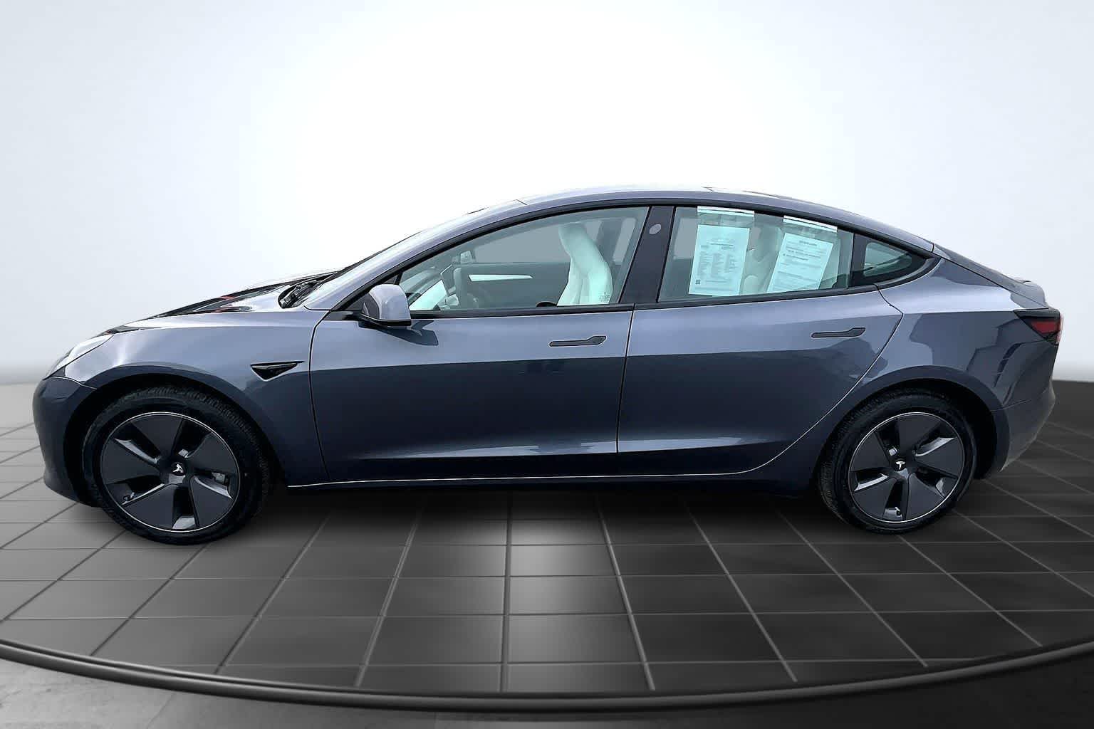 Thumbnail: 2023 Tesla Model 3 - 3