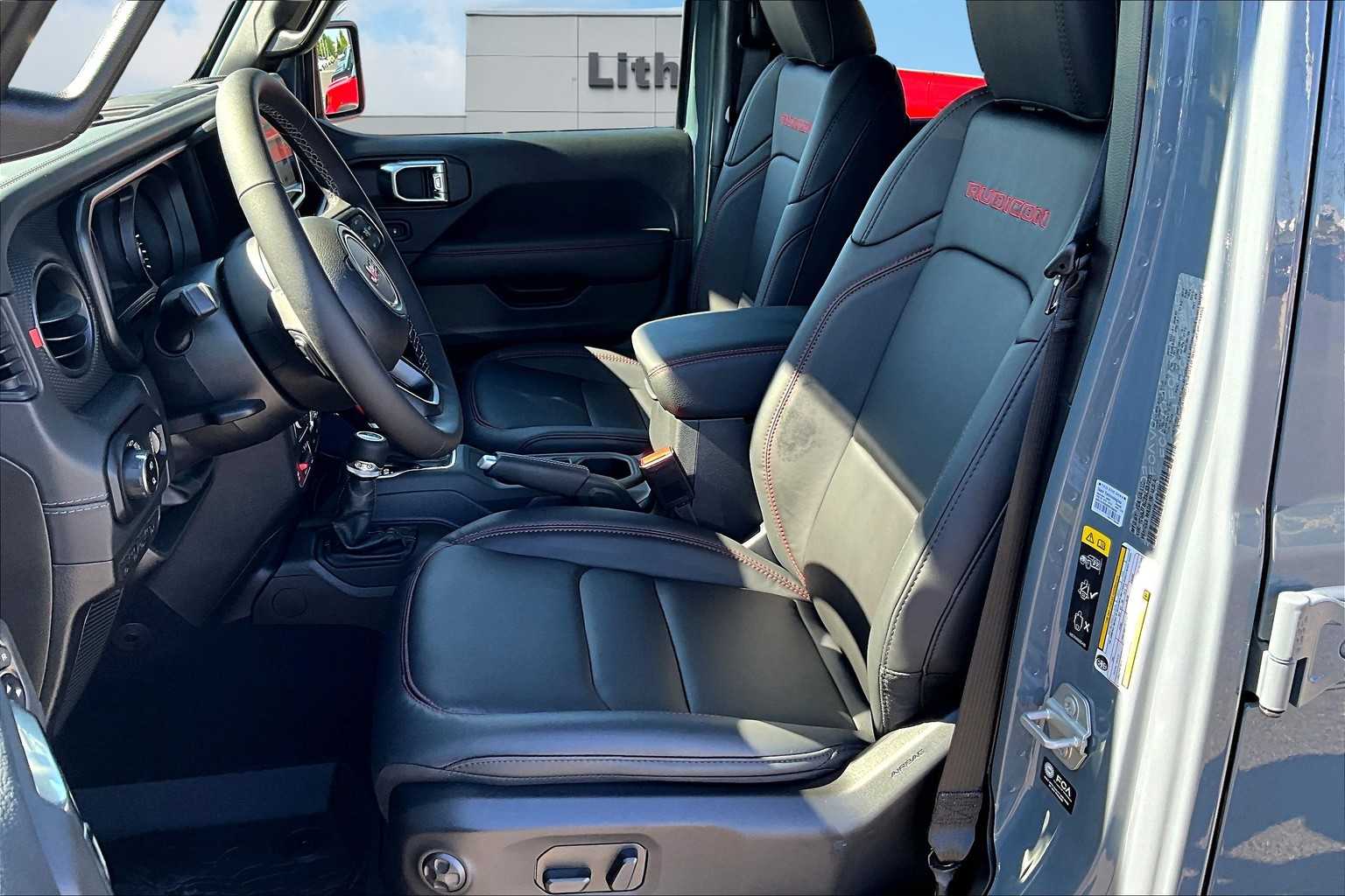 Thumbnail: 2025 Jeep Gladiator - 11