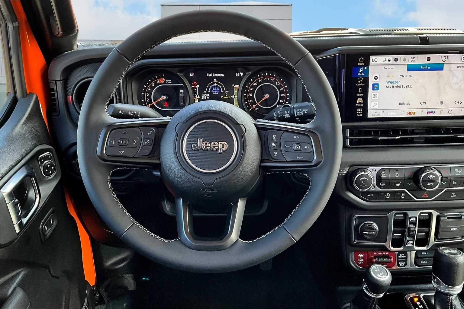 Thumbnail: 2025 Jeep Wrangler - 15