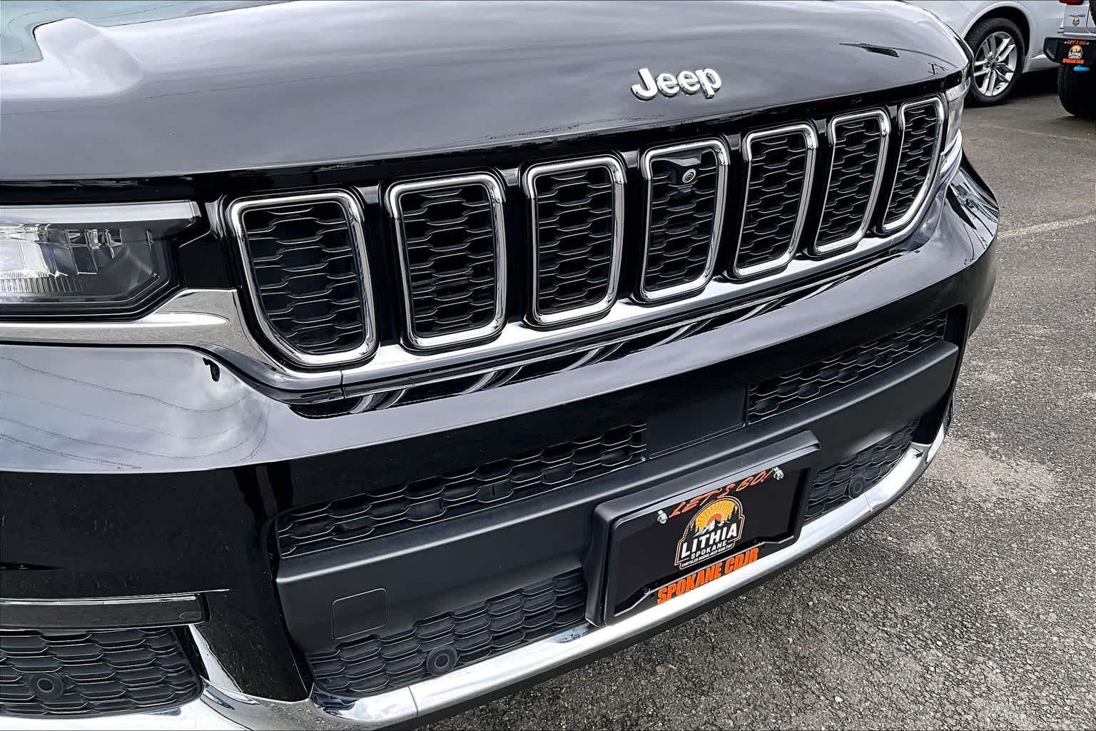 Thumbnail: 2023 Jeep Grand Cherokee L - 33