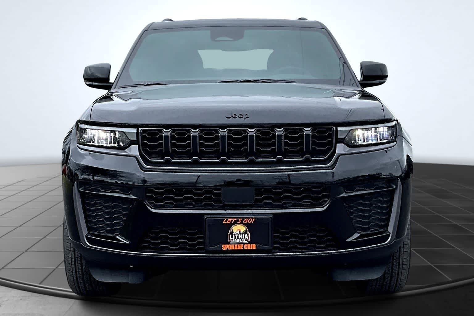 Thumbnail: 2026 Jeep Grand Cherokee - 6