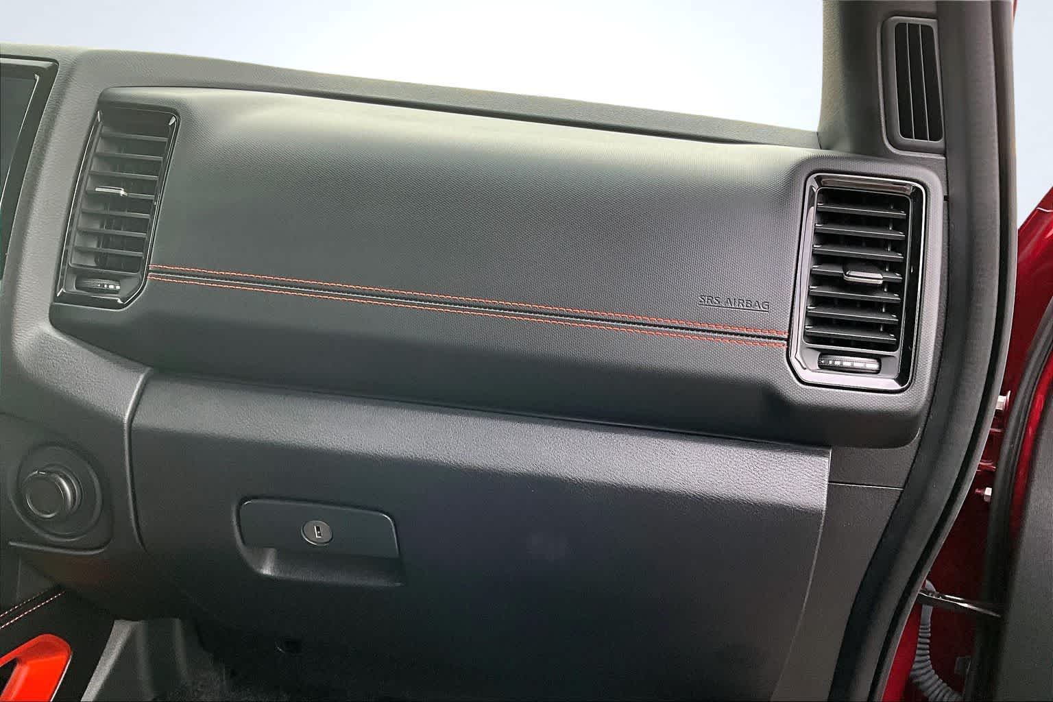 Thumbnail: 2024 Nissan Frontier - 24