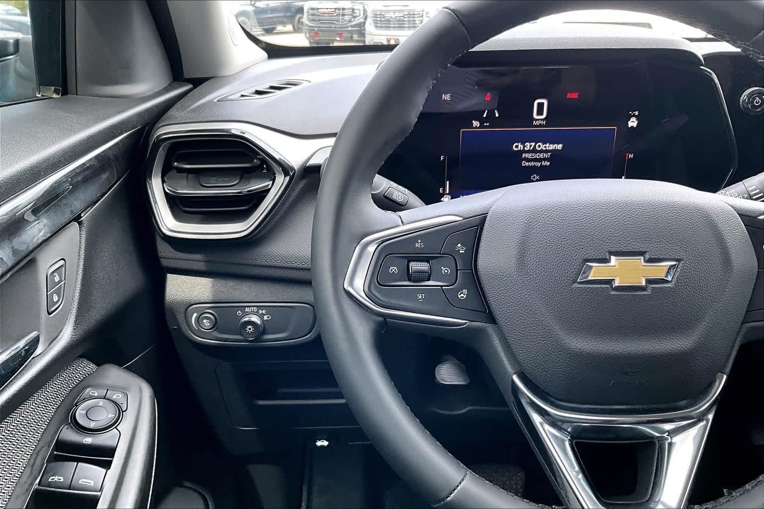 Thumbnail: 2026 Chevrolet TrailBlazer - 25