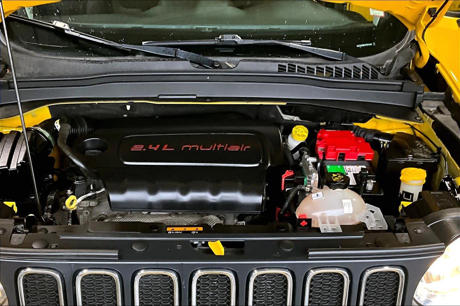 Thumbnail: 2018 Jeep Renegade - 9