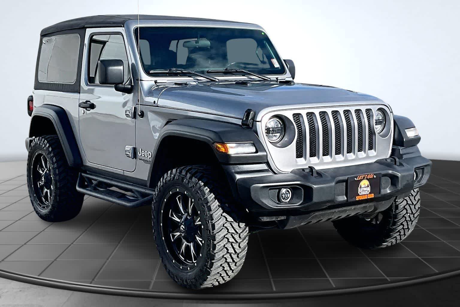 Thumbnail: 2021 Jeep Wrangler - 22