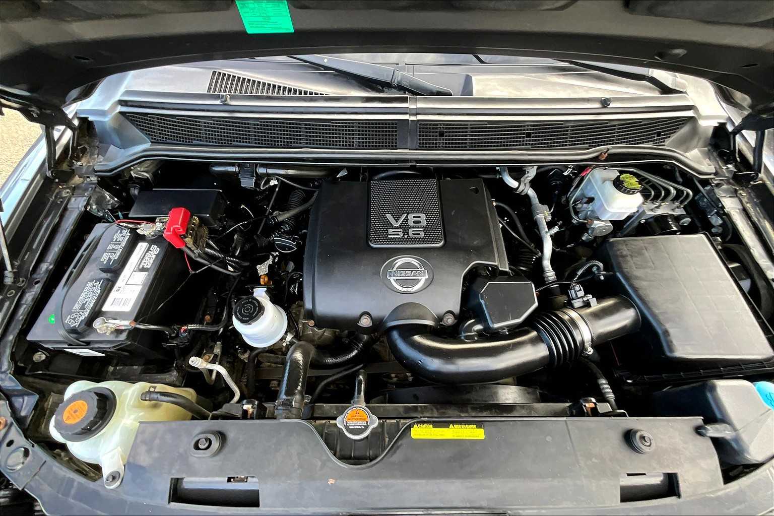 Thumbnail: 2014 Nissan Titan - 9