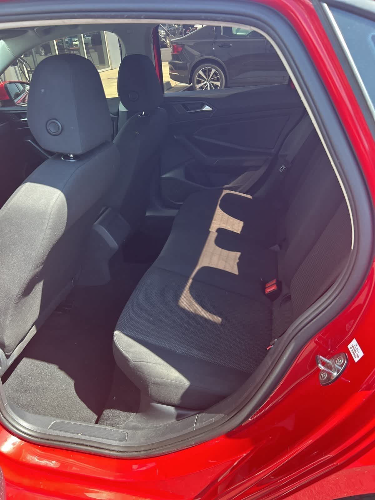 Thumbnail: 2019 Volkswagen Jetta - 6